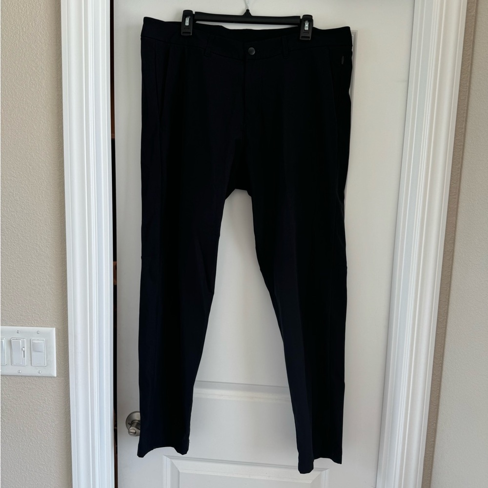 NWOT Lululemon bottoms